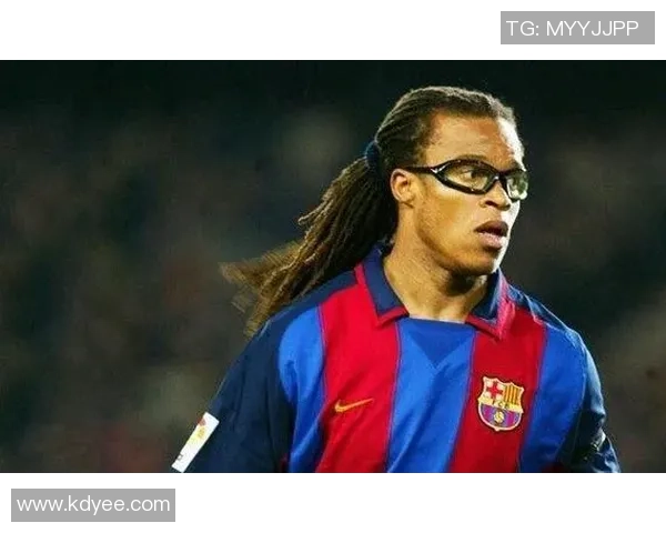 足球场上戴眼镜的球星们 如何打破视觉障碍创造惊艳表现 足球场上戴眼镜的球星们 如何打破视觉障碍创造惊艳表现